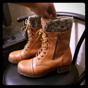 Shoedazzle Casual Winter Boots